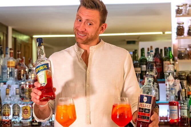 Aperitivo & Fresh Pasta class in Florence - Crafting Classic Italian Cocktails with Guido