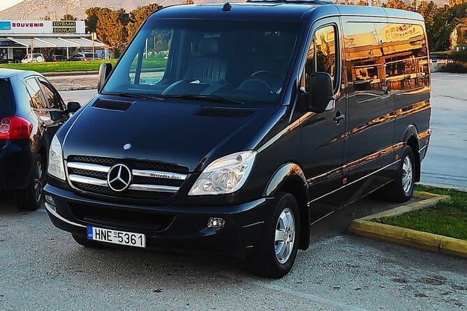 Arrival or Departure Shared Transfer in Santorini - What You Can Expect: The Transfer Experience