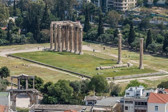 Athens city Tour (2hrs) combined with Piraeus Port Cruise Terminal transfers - Exploring Athens’ Picturesque Neighborhoods