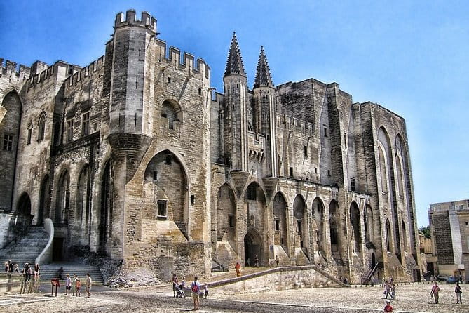 Avignon Private Walking Tour With A Professional Guide - Final Reflections