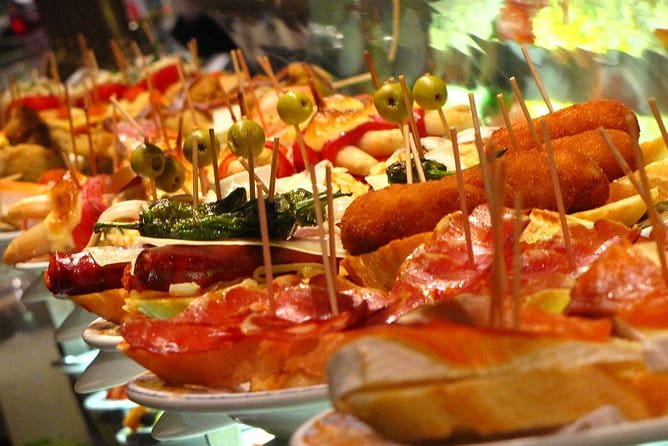 Barcelona : Ultimate Tapas and Wine Testing (Private Tour) - Who Would Love This Tour?