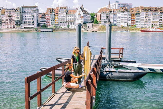 Basel Foxtrail Cyan - Frequently Asked Questions