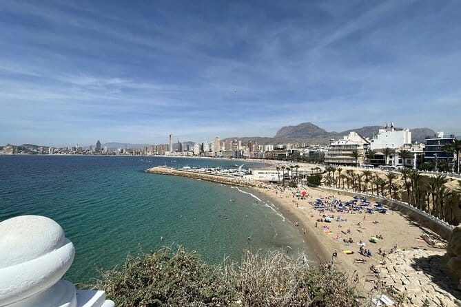 Benidorm Old Town and Beaches Tour and Exploration Game - Who Will Love This Tour?
