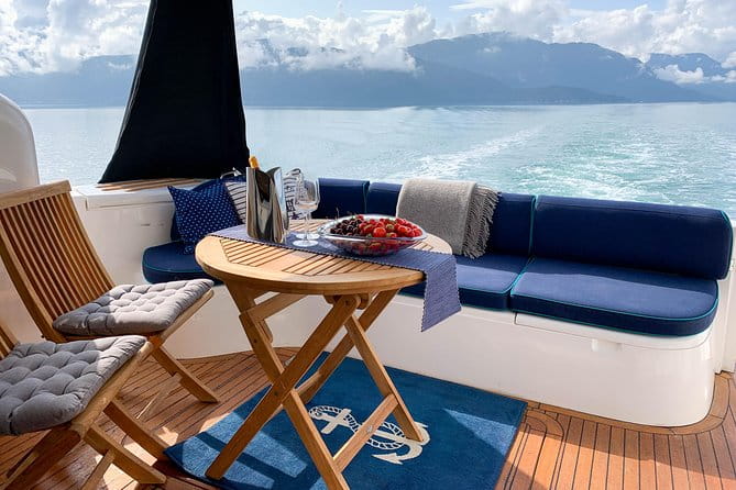 Bergen - Ullensvang private cruise, one way - The Charm of Rosendal and Baroniet Manor