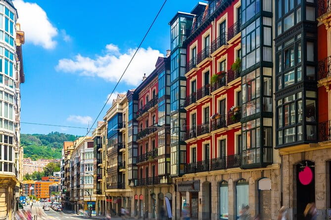 Bilbao & Guggenheim Museum Private Walking Tour with guide - Practical Details and Tips