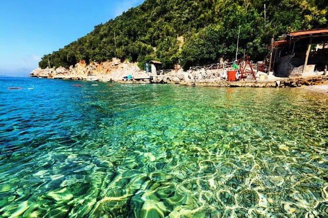 Blue Cave and Dobrec Beach Tour - Who Should Consider This Tour