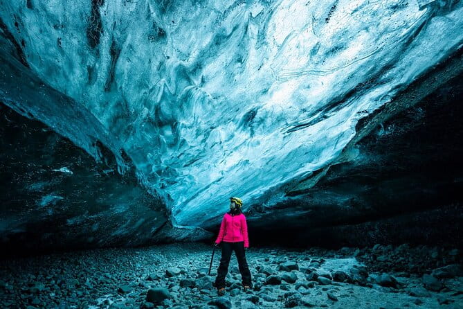 Blue Ice Cave Exploration (from Jökulsárlón Glacier Lagoon) - The Cave: The Main Attraction