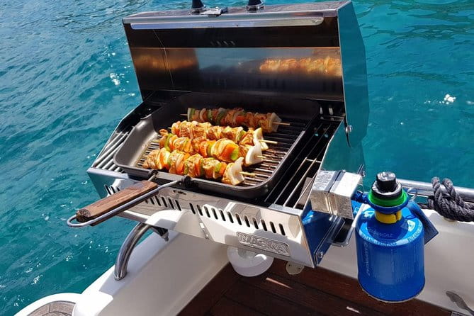 Boat Trip 4 Hours - Private Charter ("KEEPER UNO" Boat) - Who Will Love This Trip?