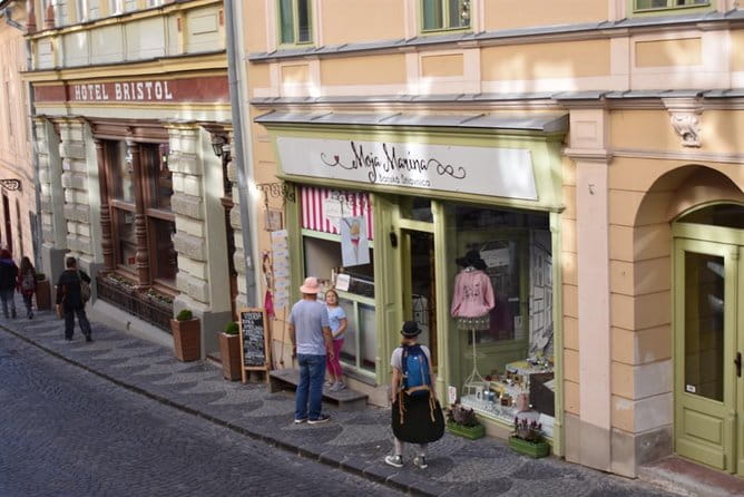 Bratislava: Banská Stiavnica UNESCO Day Tour - Transportation and Logistics: Why They Matter