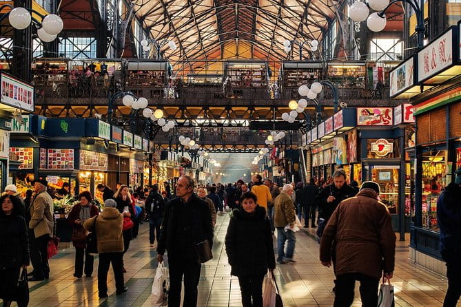 Budapest: Book A Local Host - The Stops and Sights: What to Expect in a Typical Tour