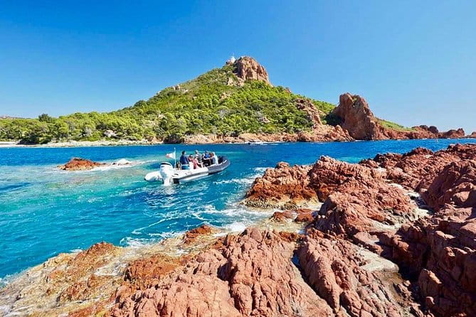 Calanques and red rocks - Departure Saint Raphaël - The Experience in Detail