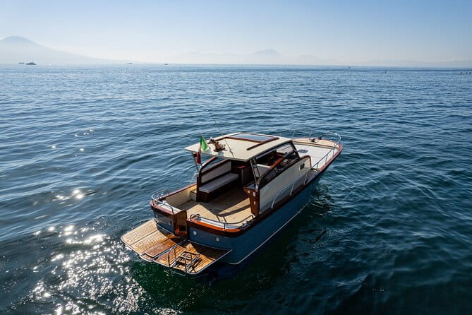 Capri Island in Private Luxury 40 feet Speedboat from Sorrento, Positano, Amalfi, Ravello - FAQ