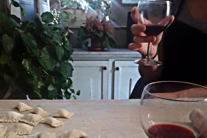 Catania Home Cooking: Pistachio Ravioli, Sicilian Pasta & Wine - FAQ