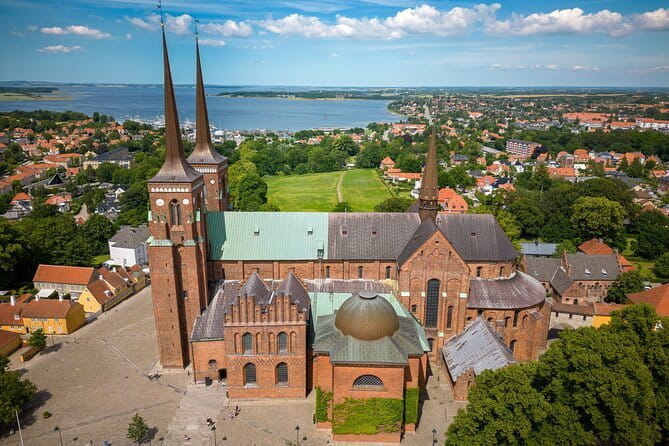 Cathedral ,Viking ships Tour, Palace and Castle (April) - Who Would Enjoy This Tour?