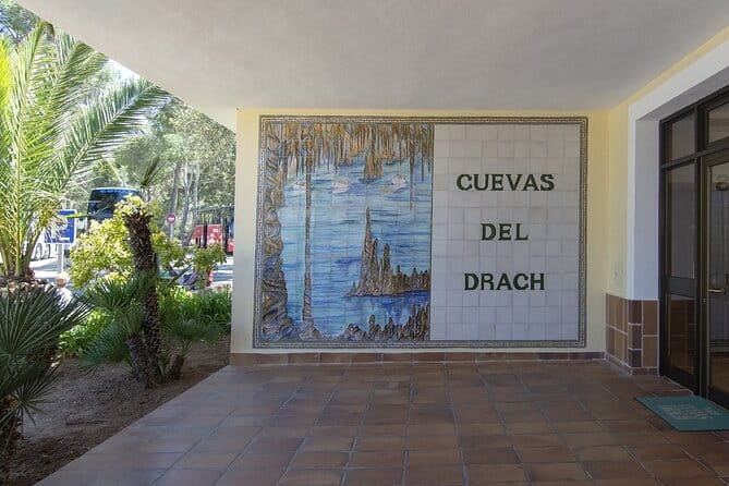 Caves Drach Boat Trip from Alcudia with Return Bus and Tickets - Price & Value Analysis