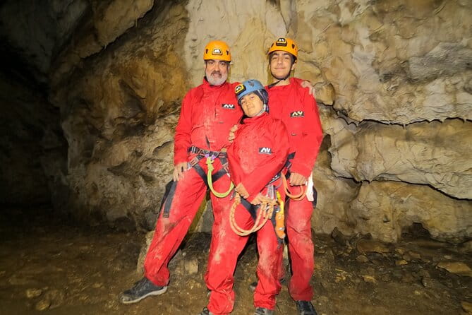Caving - half day in Ardeche - Entering the Heart of Ardèche: The Overview