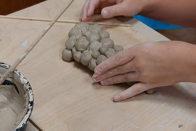 Ceramics Workshops For Kids Only / Artemida - Exploring the Details of the Experience