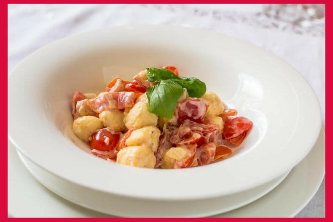 Cesarine: Como Show Cooking & Dining Experience at Local's Home - Frequently Asked Questions