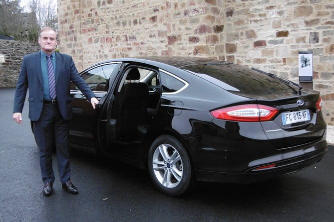 Chauffered driven car for one or several days (Rent minimum of 8 hours with a maximum of 25 kms per hour) - Deep Dive: Regions and Sites You Might Visit