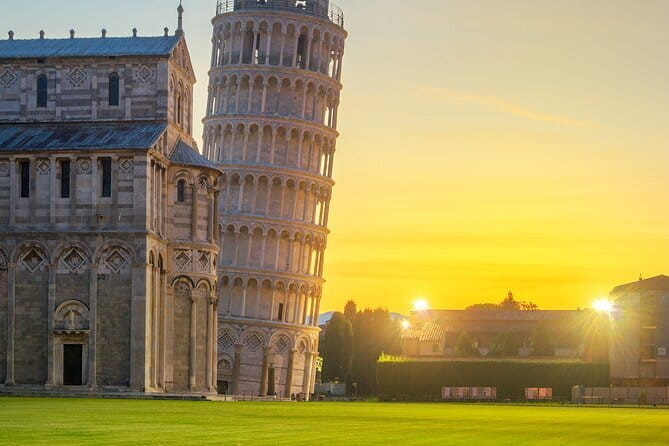 Chianti Best + Pisa, Wine and Wildlife walk, Siena, San Gimignano from Florence - Exploring San Gimignano’s Towering Skyline