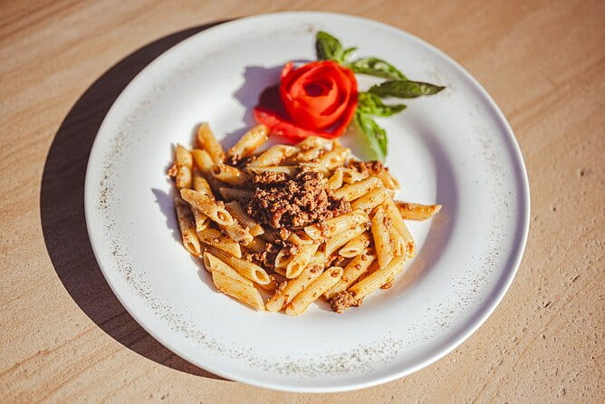 Chianti: Lunch with Wine Tasting at Poggio ai Laghi Winery - Who Will Love This Tour?