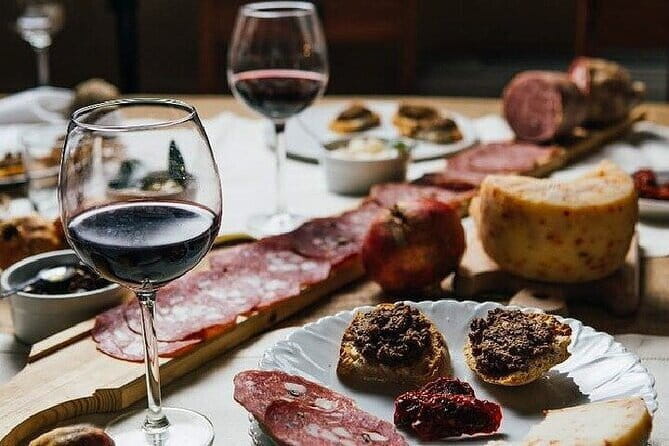 Chianti, San Gimignano and Siena Full Day Trip with Wine Tastings - San Gimignano’s Unique Skyline