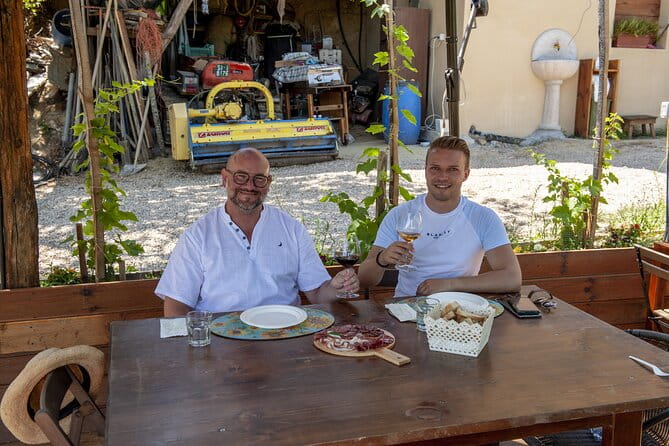 Cinta Senese tour with tasting dinner on the farm - Savoring Authentic Tuscan Flavors at Dinner