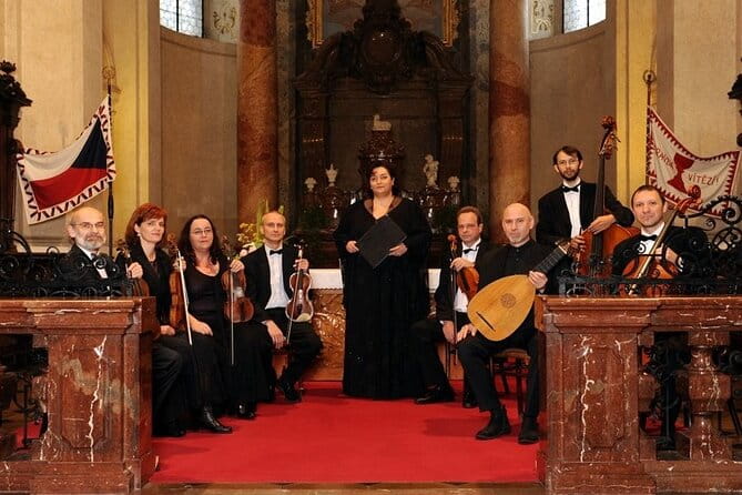 Classical Concert in St. Nicholas Church - The Venue: St. Nicholas Church