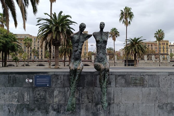 Columbus Monument Access With Barcelona Seaside Guided Tour - What You Can Expect at Each Stop