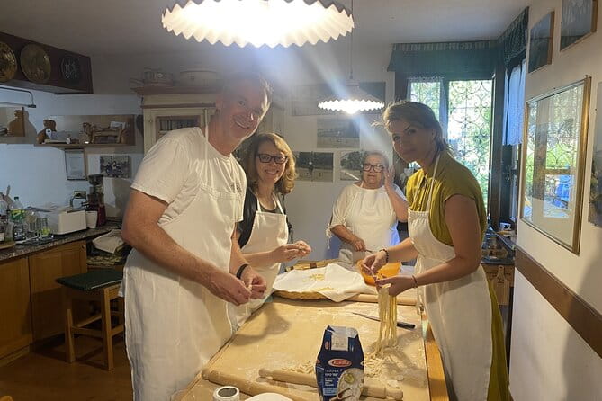 Cooking class in Tuscan Villa near Cortona - The Setting and Surroundings