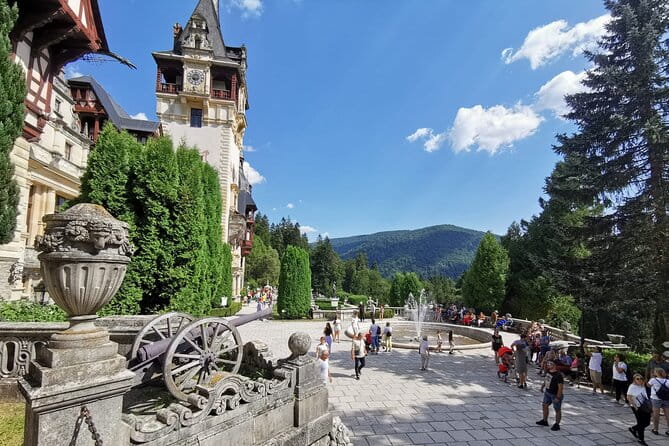 Day tour from Bucharest to Peles Castle and Dracula Castle-Transylvania - FAQ