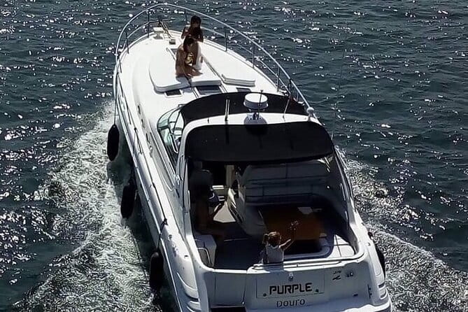 Day trip by private yacht to Curva da Lomba from Porto - The Journey to Curva da Lomba and Lomba Beach