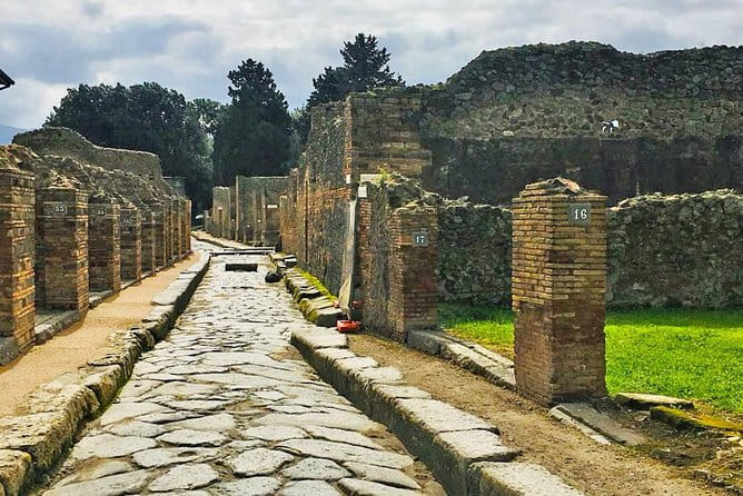 Day trip to Pompeii from Naples - How the Transport Works: Easy, Reliable, and No Stress