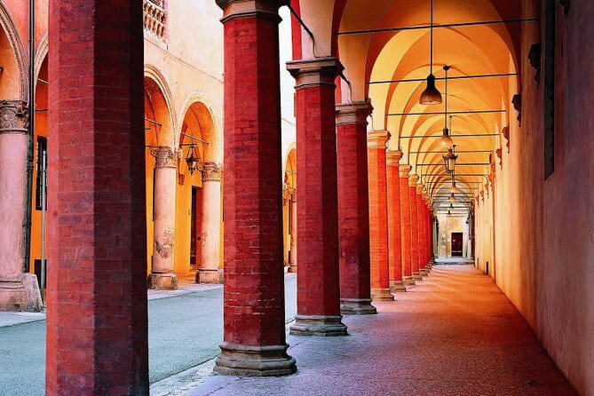 Discover Bologna an amazing city - Exploring the Academic and Religious Complexes