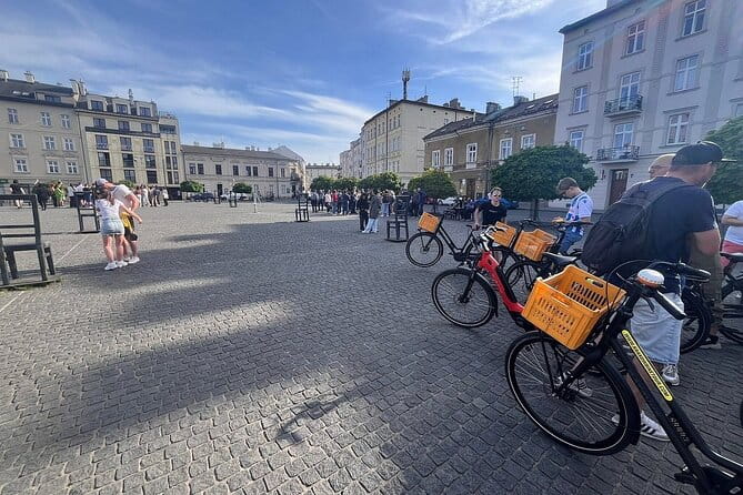 Discover Kraków by Bike with a Dutch guide - Who Will Love This Tour?