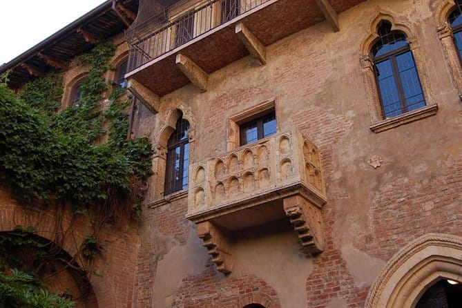 Discover the City of Romeo & Juliet: Walking Tour of Verona - Walking the Roman Arena and Its Secrets