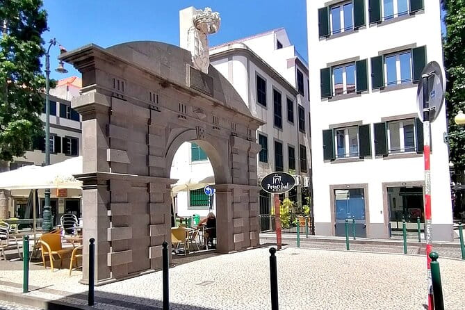 Downtown Funchal: A Self-Guided Audio Tour Through the Old City - Who Should Consider This Tour?