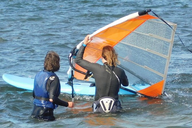 Dynamic Windsurfing Beginner class Day1 - Practical Tips for Your Windsurfing Day