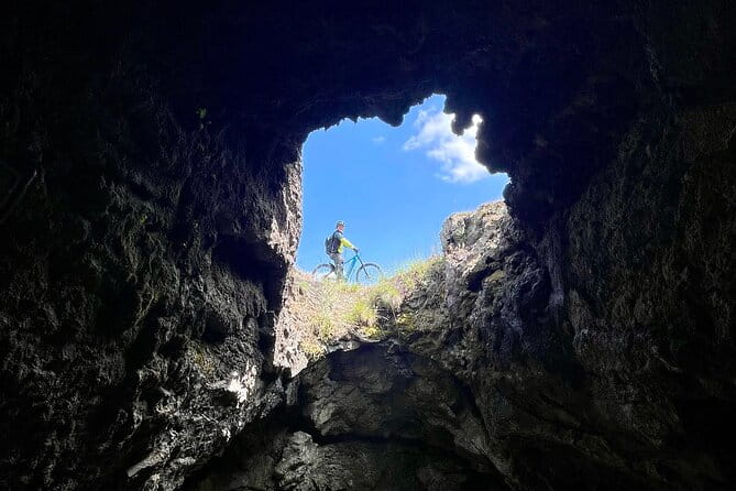 E-bike excursion on Etna - Practical Details and Logistics