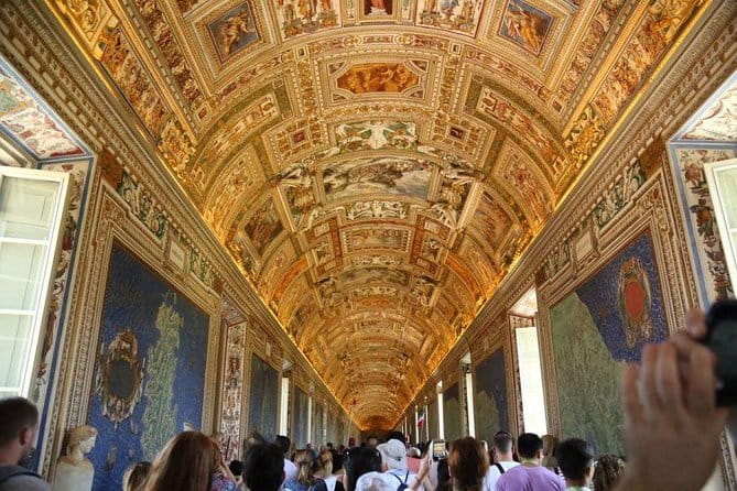 Early Morning Vatican Museums and Sistine Chapel semiprivate tour - Discovering Michelangelo’s Sistine Chapel