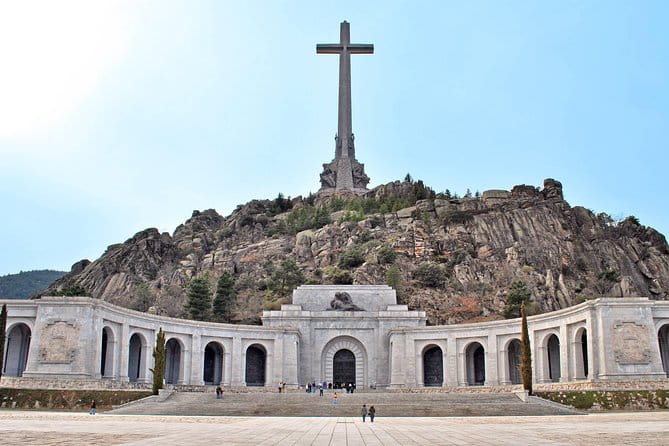 El Escorial and Valley of the Fallen Private Tour - Summary