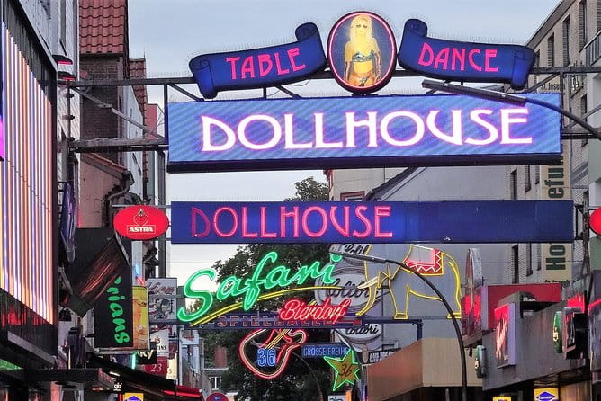 English guided Tour of the "Sinful Mile" Reeperbahn and Red Light District - Who Will Love This Tour?