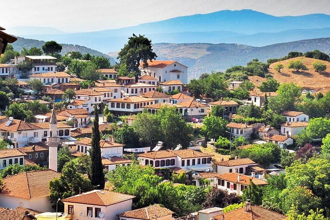 Ephesus and Sirince with Wine tasting Private Half Day Shore Excursion - Exploring Ephesus: The Roman City of Wonders