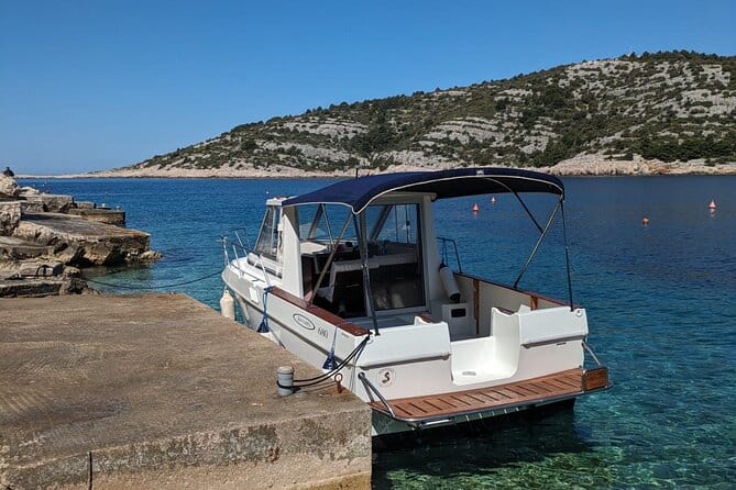 Experience Zadar Archipelago with private Antares sailing tour - Who Should Consider This Tour?