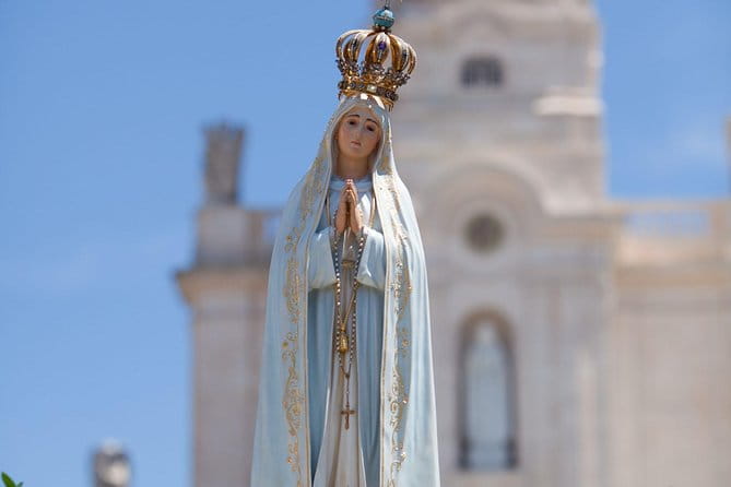 Fatima e Tomar Full Day Private Tour from Lisbon - Telling the Story of the Shepherd Children