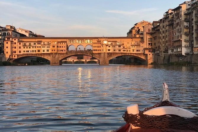 Florence sunset boat cruise with aperitivo - FAQ