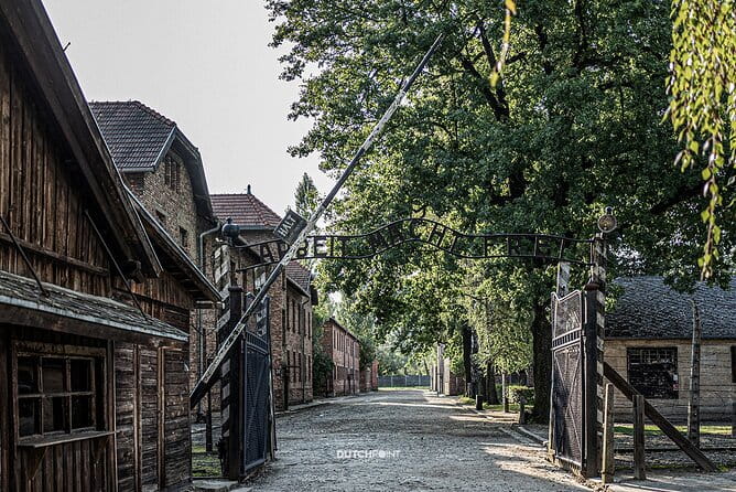 from Kraków: Auschwitz excursion with guaranteed Dutch guide - FAQ