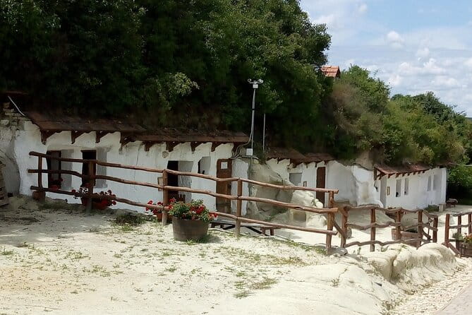 Full-Day Private Tour in Eger with Thermal Bath in Egerszalók - FAQs