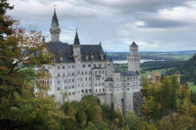 Full day small group Tour in Neuschwanstein from Innsbruck - The Sum Up