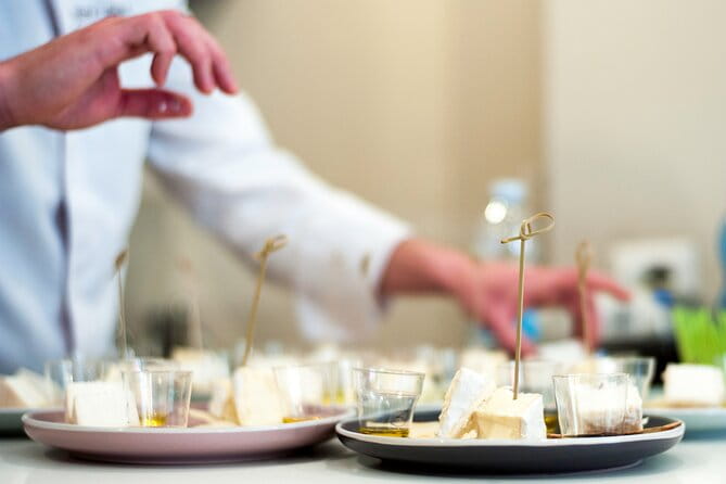 Gastronomy tasting through oil, wine and cheese in Turin - Who Will Love This Tour?